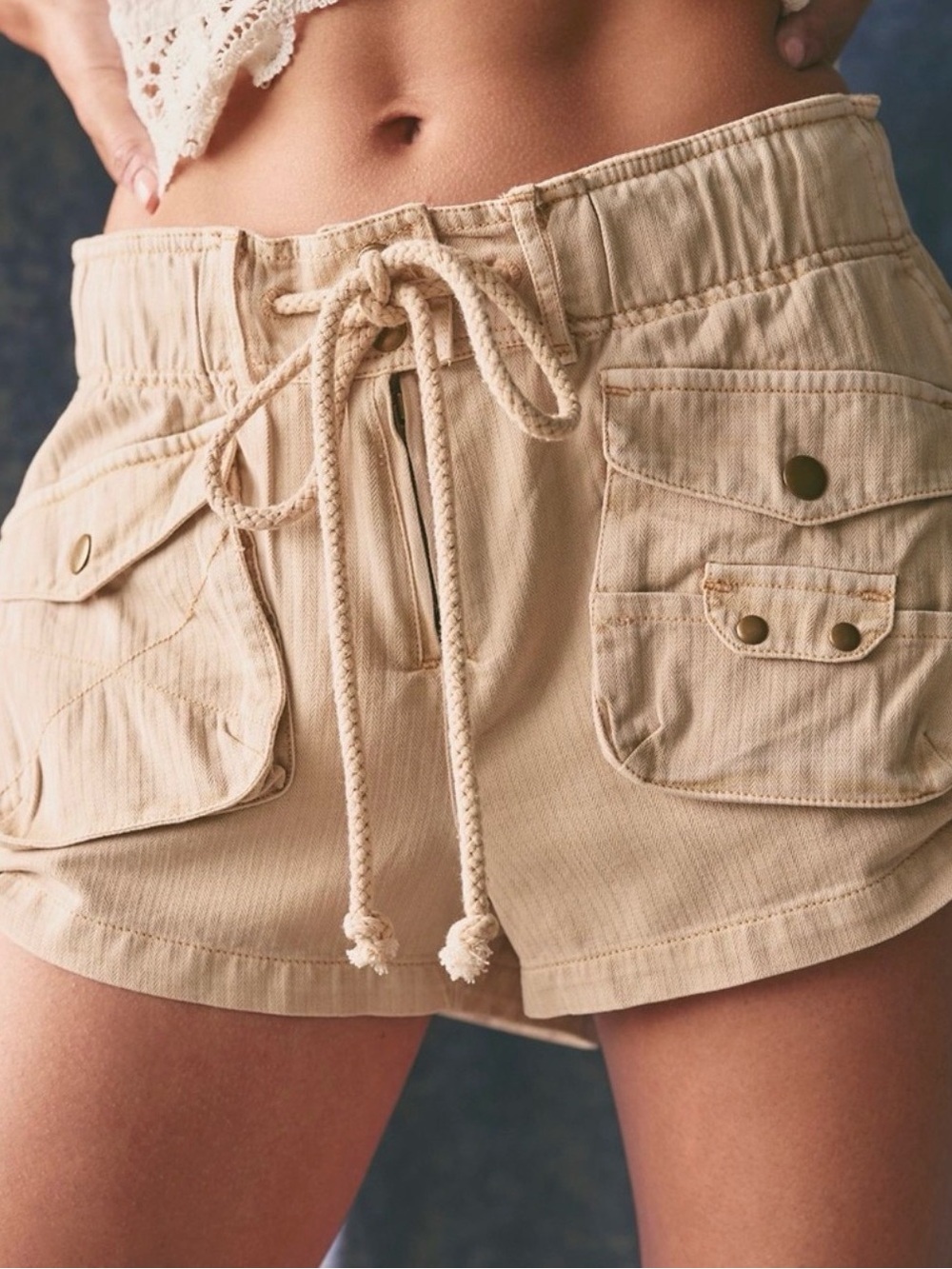 Free People WAIMEA SLOUCHY shorts size small color TEA